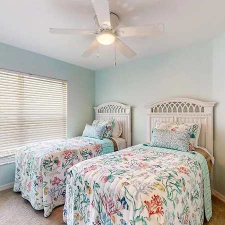 Beachcomber Getaway